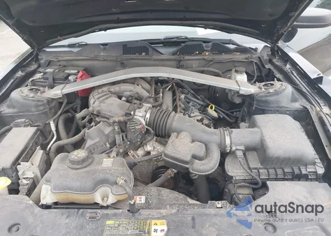 2011 Ford Mustang V6 Premium z USA, uszkodzony, nr VIN 1ZVBP8EM8B5113986